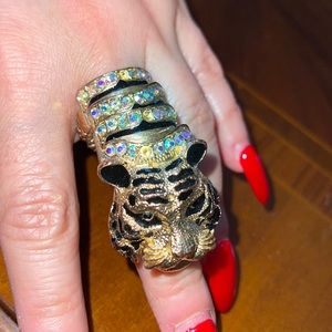 Black & Golf Rhinestone Bendable Tiger Ring